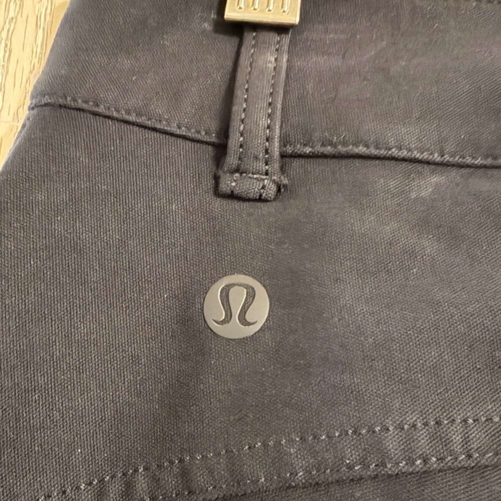 Lululemon Women’s Black Pants – Size 28 - Picture 6 of 9
